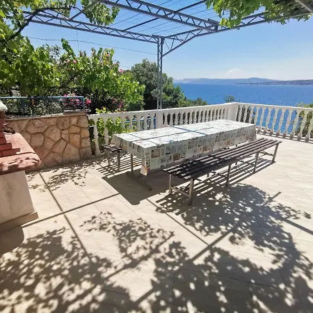 Niko 70m From The Apartment *