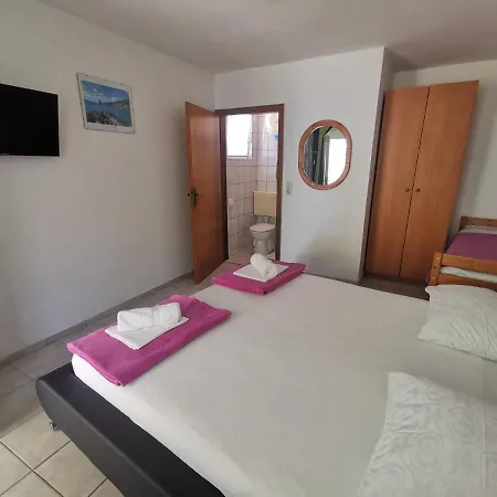 Niko 70m From The Apartment Dramalj