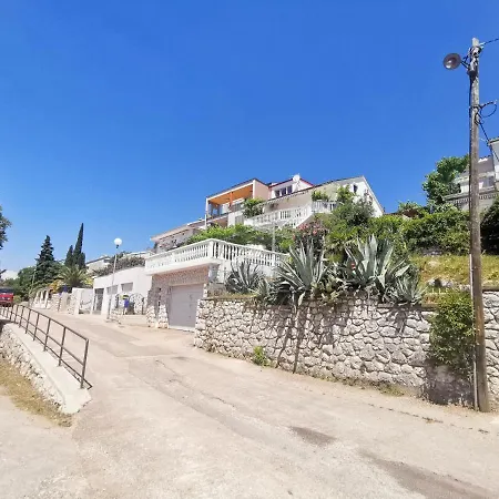 Niko 70m From The Appartamento