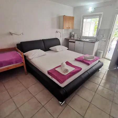 Apartment Niko