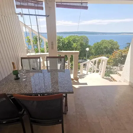 Niko Apartment