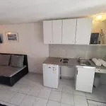 Niko 70m From The Apartman