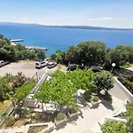 Niko 70m From The *