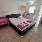 Apartman Niko 70m From The