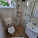 Apartman Niko 70m From The Dramalj