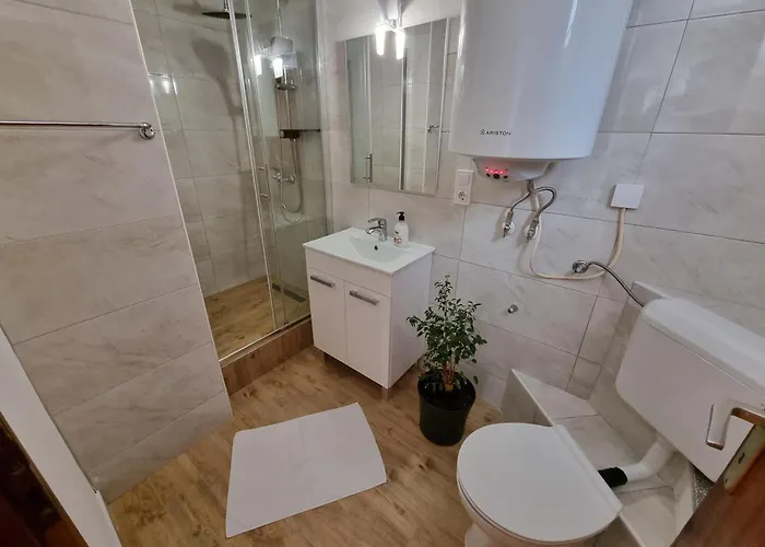 Niko 70m From The Apartamento *