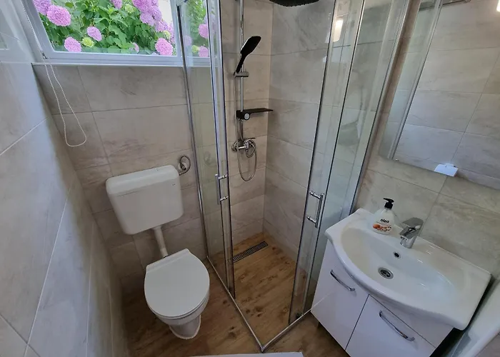 Apartmán Niko 70m From The Dramalj